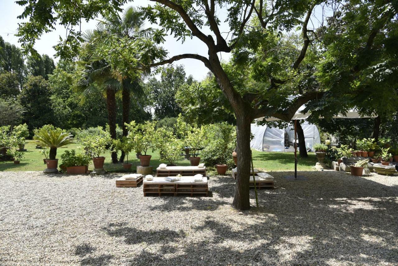 Bed And Breakfast Locanda Lugagnano Cassinetta di Lugagnano Exterior photo